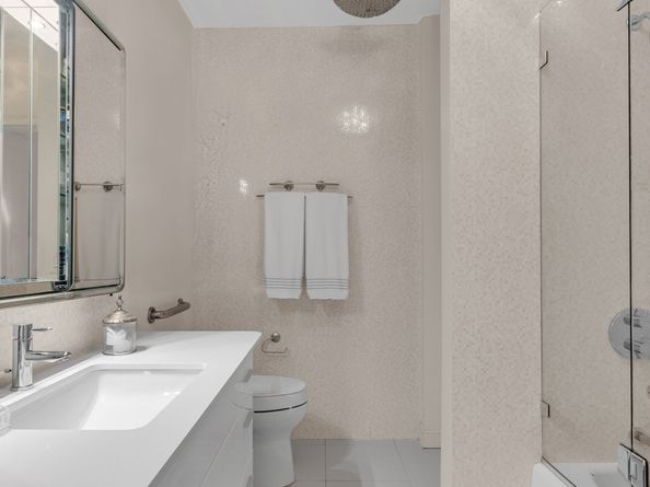167 East 61st Street 7D, New York NY 10065