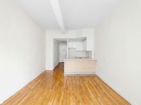 9 Barrow Street 2J, New York NY 10014