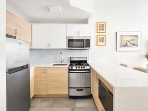 9 Barrow Street 2J, New York NY 10014