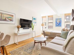 9 Barrow Street 2J, New York NY 10014