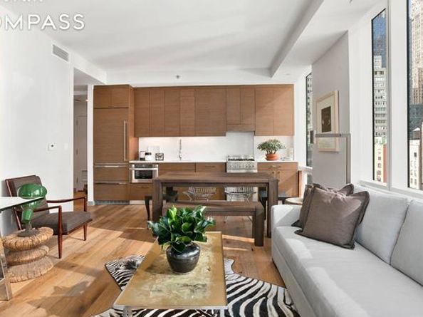 325 Lexington Avenue 10D, New York NY 10016