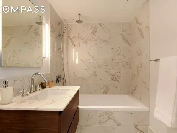 325 Lexington Avenue 10D, New York NY 10016