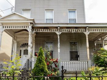87 Schenck Avenue