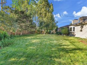 2835 S University Boulevard, Denver CO 80210