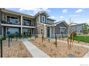 410 High Point Drive 206, Longmont CO 80504