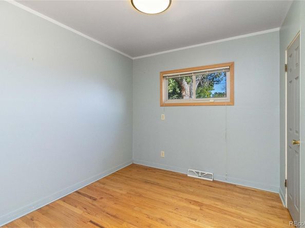 5567 E Asbury Avenue, Denver CO 80222