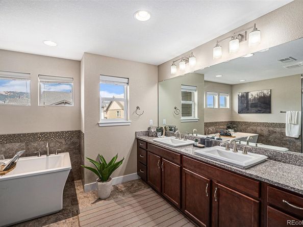 Undisclosed Address #5989668, Arvada CO 80007