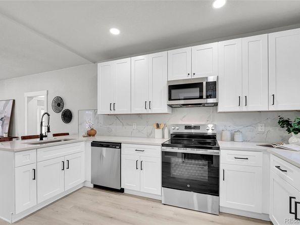 8801 E 16th Avenue, Denver CO 80220