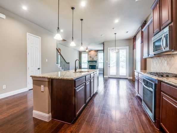 11829  Serenity Hill Drive , Fort Worth Texas 76040