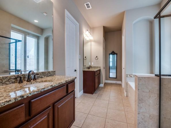 11829  Serenity Hill Drive , Fort Worth Texas 76040