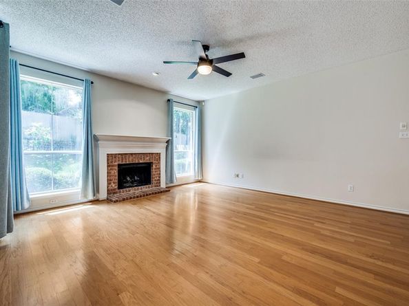 2106  Post Oak Court , Corinth Texas 76210