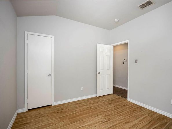 756  River Garden Drive , Fort Worth Texas 76114