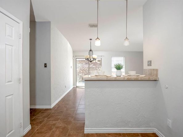 756  River Garden Drive , Fort Worth Texas 76114