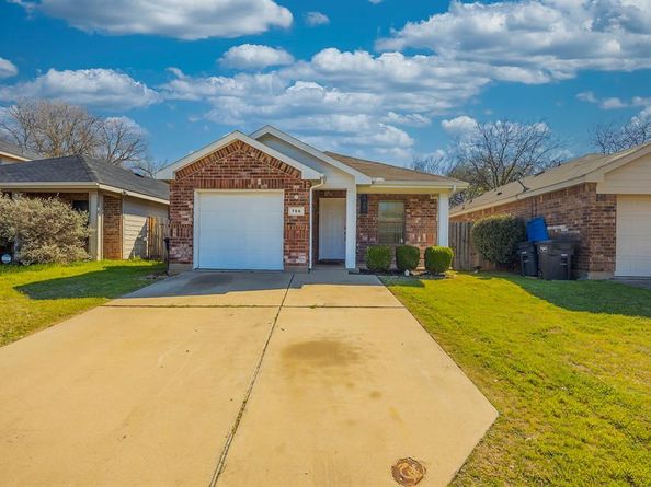 756  River Garden Drive , Fort Worth Texas 76114