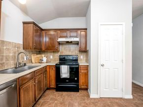 756  River Garden Drive , Fort Worth Texas 76114