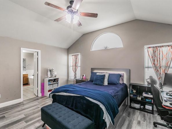 4828  Summer Oaks Lane , Fort Worth Texas 76123
