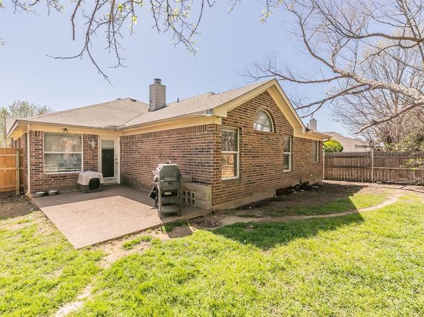 4828  Summer Oaks Lane , Fort Worth Texas 76123