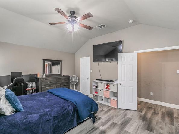 4828  Summer Oaks Lane , Fort Worth Texas 76123
