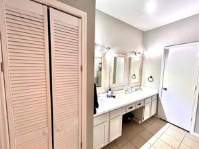 8600  Coppertowne Lane  601, Dallas Texas 75243