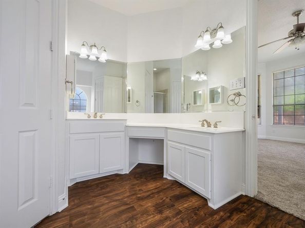 9137 E Jasmine Lane , Irving Texas 75063
