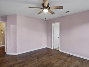 2322  Tan Oak Drive , Dallas Texas 75212
