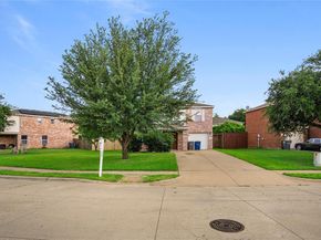 2322  Tan Oak Drive , Dallas Texas 75212