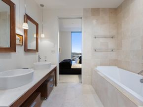 2200  Victory Avenue  1105, Dallas Texas 75219