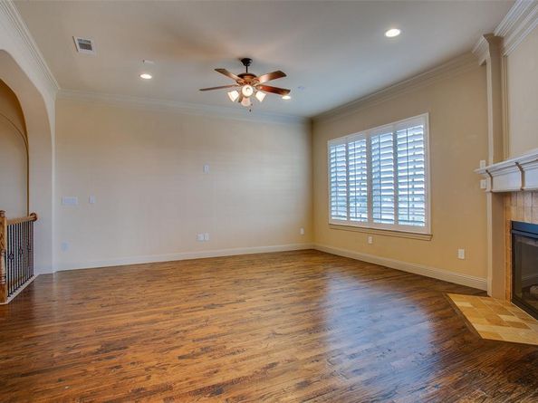 563  Rockingham Drive , Irving Texas 75063