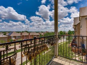 563  Rockingham Drive , Irving Texas 75063