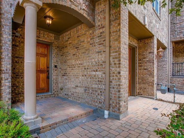 563  Rockingham Drive , Irving Texas 75063