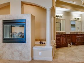 563  Rockingham Drive , Irving Texas 75063