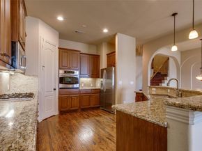 563  Rockingham Drive , Irving Texas 75063