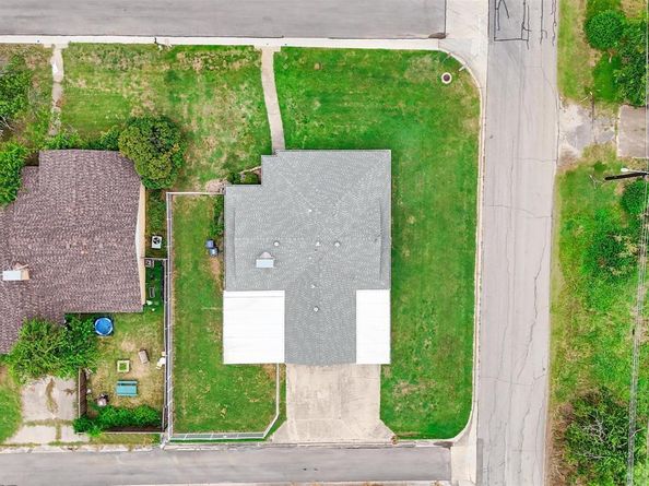2110  Azalea Street , Denton Texas 76205