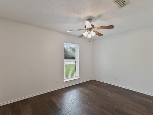 2110  Azalea Street , Denton Texas 76205