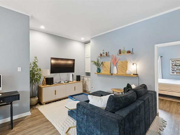 5031  Cedar Springs Road  202, Dallas Texas 75235