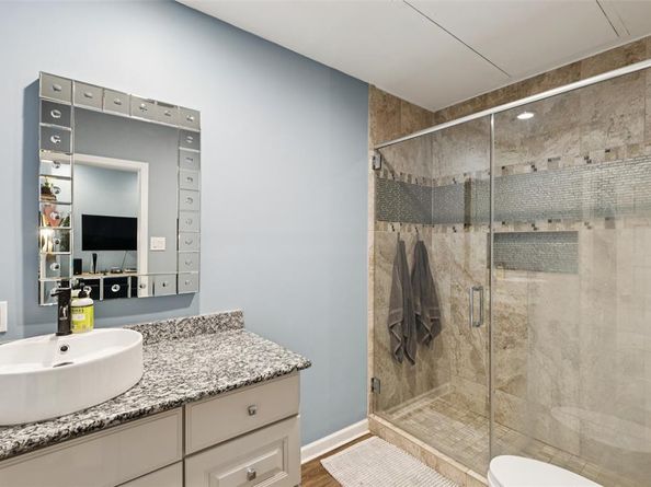 5031  Cedar Springs Road  202, Dallas Texas 75235