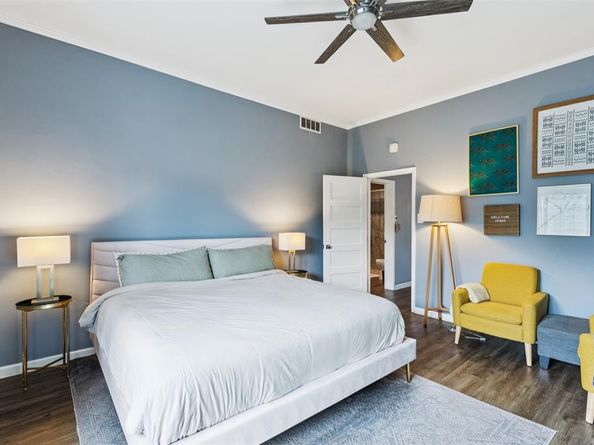 5031  Cedar Springs Road  202, Dallas Texas 75235