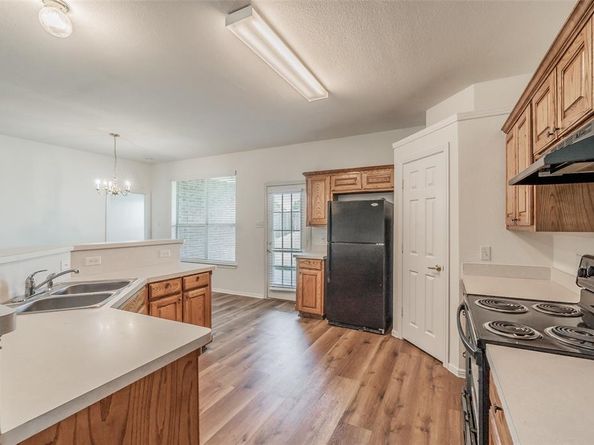 10412  Barber Lane , Benbrook Texas 76126