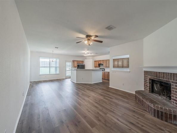 10412  Barber Lane , Benbrook Texas 76126