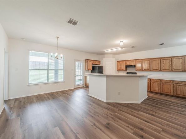 10412  Barber Lane , Benbrook Texas 76126