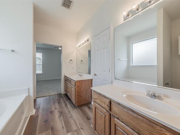 10412  Barber Lane , Benbrook Texas 76126