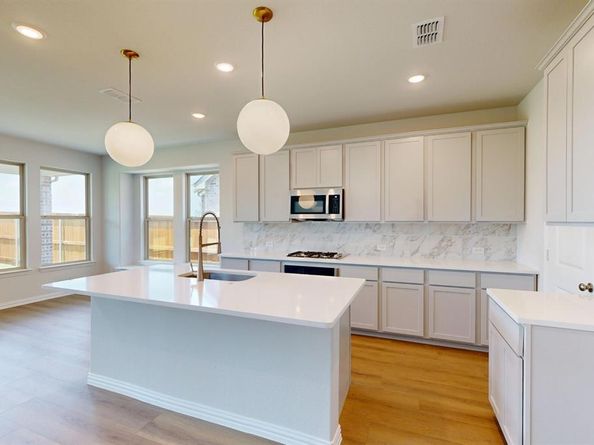3620  Lavon Drive , Celina Texas 75009
