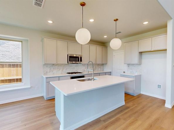 3620  Lavon Drive , Celina Texas 75009