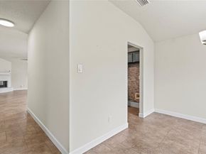 907  Valdez Drive , Dallas Texas 75253