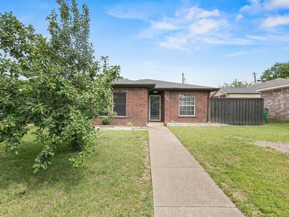 907  Valdez Drive , Dallas Texas 75253