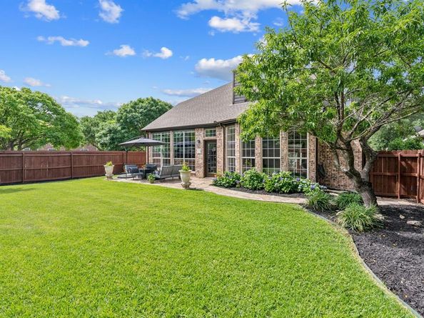 8013  Pretoria Place , Fort Worth Texas 76123