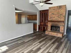 1512  Straus Road , Cedar Hill Texas 75104