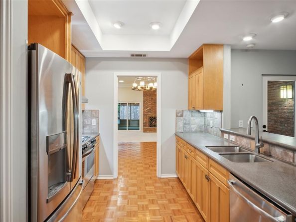 9131  Valley Chapel Lane , Dallas Texas 75220