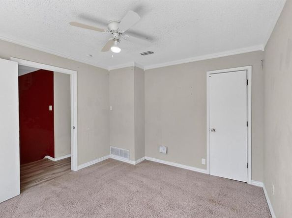 205  Callender Drive , Fort Worth Texas 76108