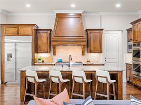 655  Creekway Drive , Irving Texas 75039